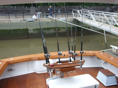 New York Motor Yacht Canyon Runner 60 cockpit